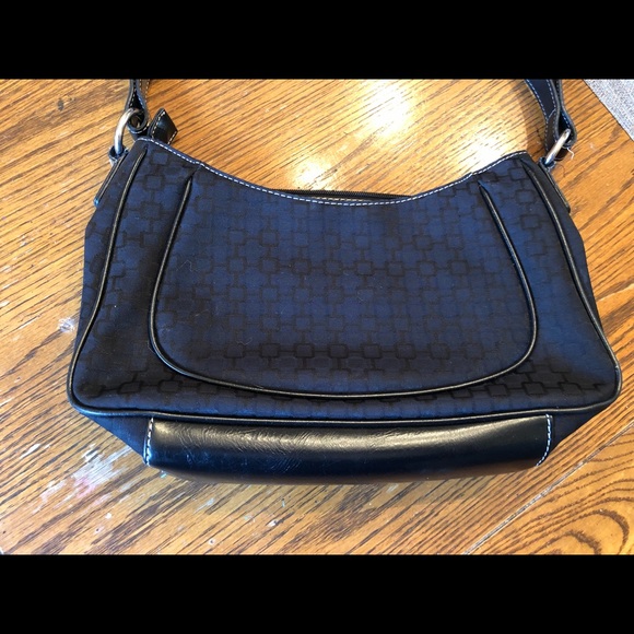 👜 NINE WEST Purse, Black - Picture 3 of 8